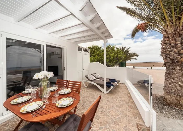Διαμέρισμα Luxury Sea Front Ii